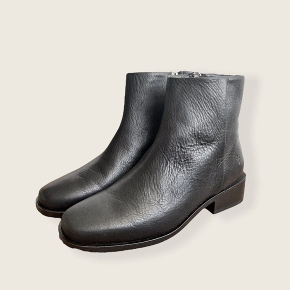 Frye River Inside Zip Classic Low Block Heel Black Square Toe Everyday AnkleBoot - Picture 12 of 16